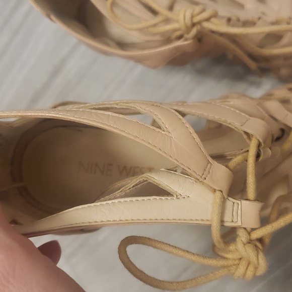 Blush Strappy Open Toe Booties Size 8.5 - Picture 5 of 9